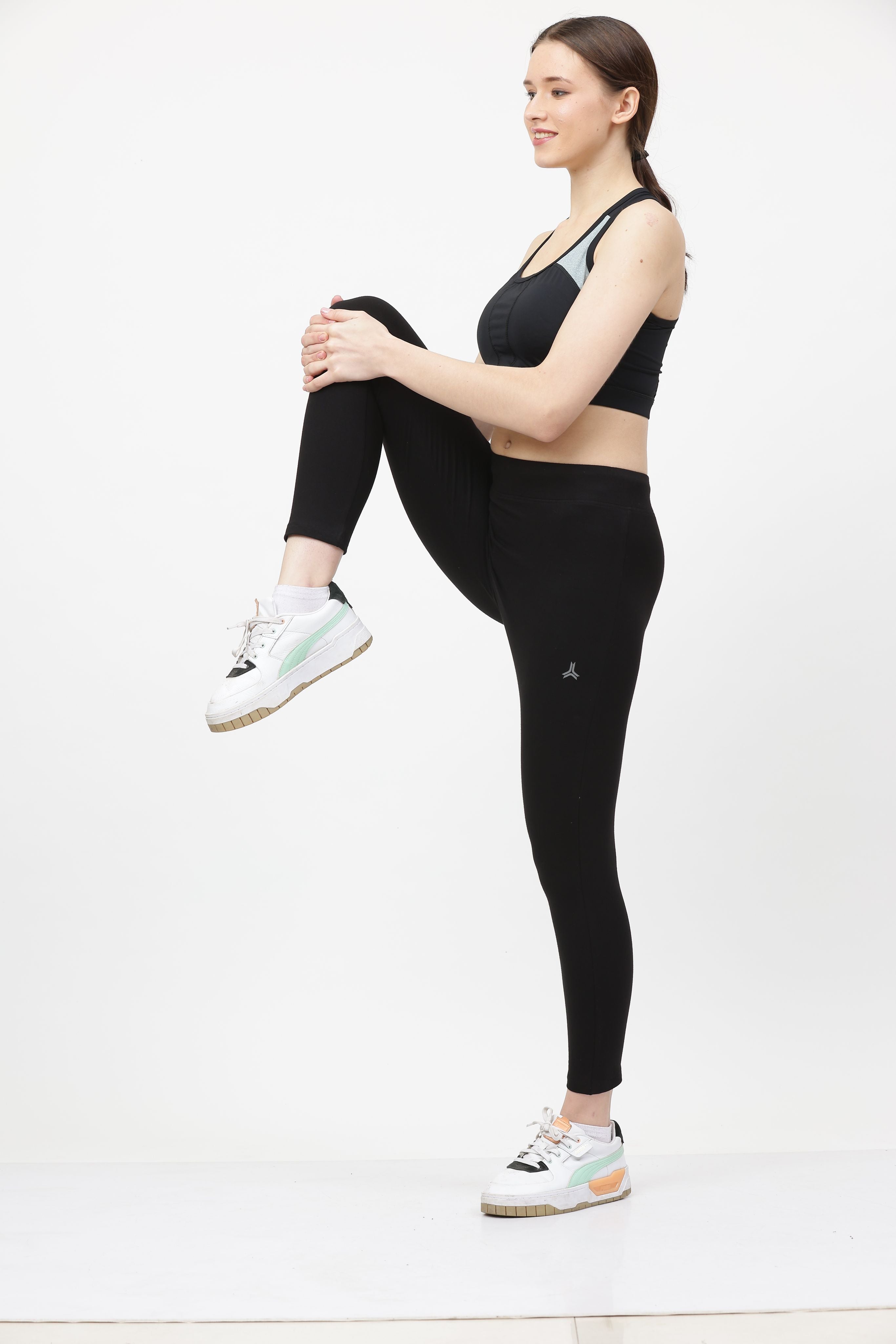 best yoga pants for women at affordable rates
