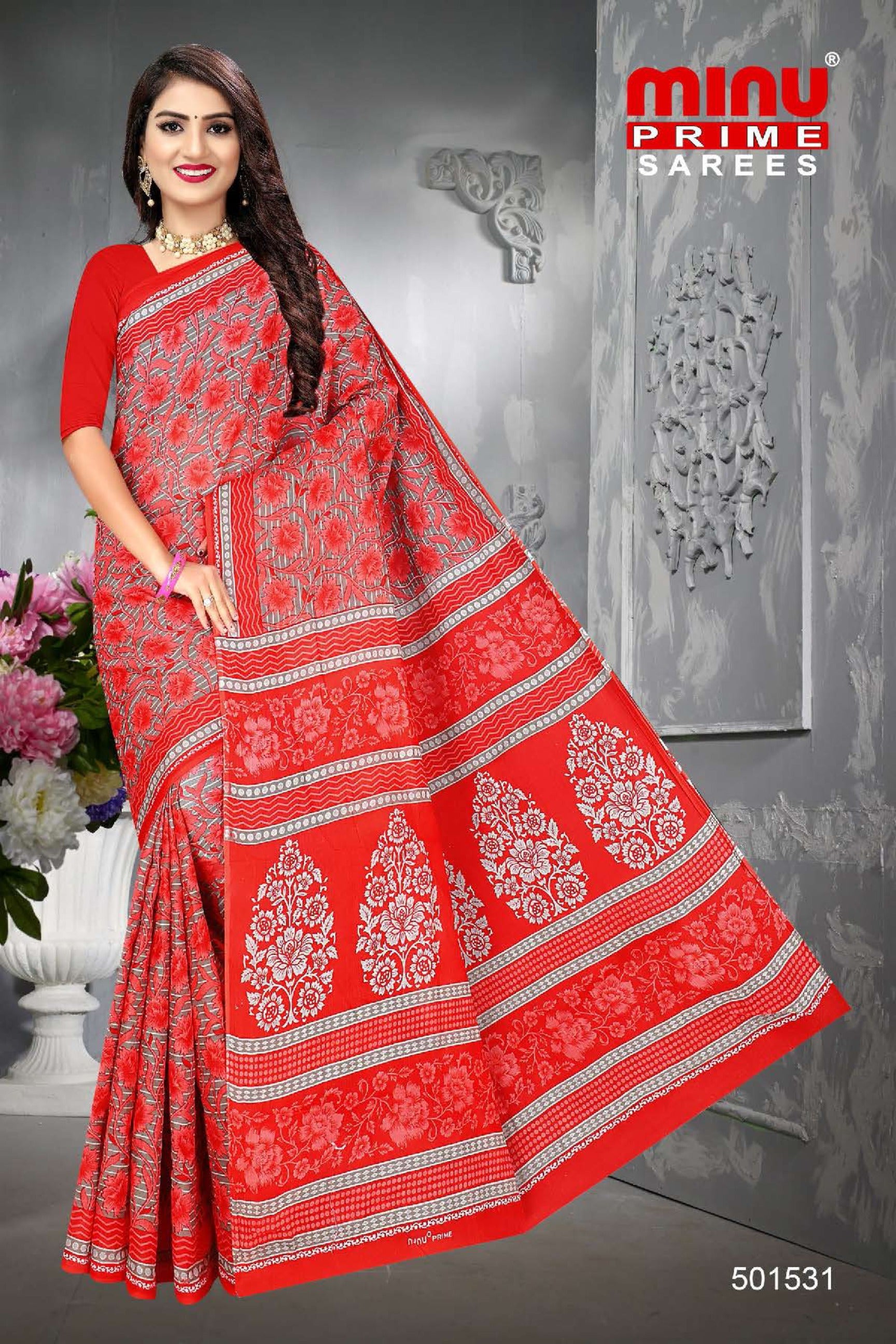 Red printed saree for online resellers 