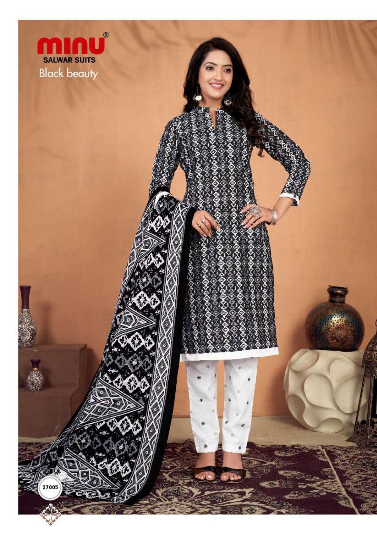 Wholesale fashionable printed salwar suit online