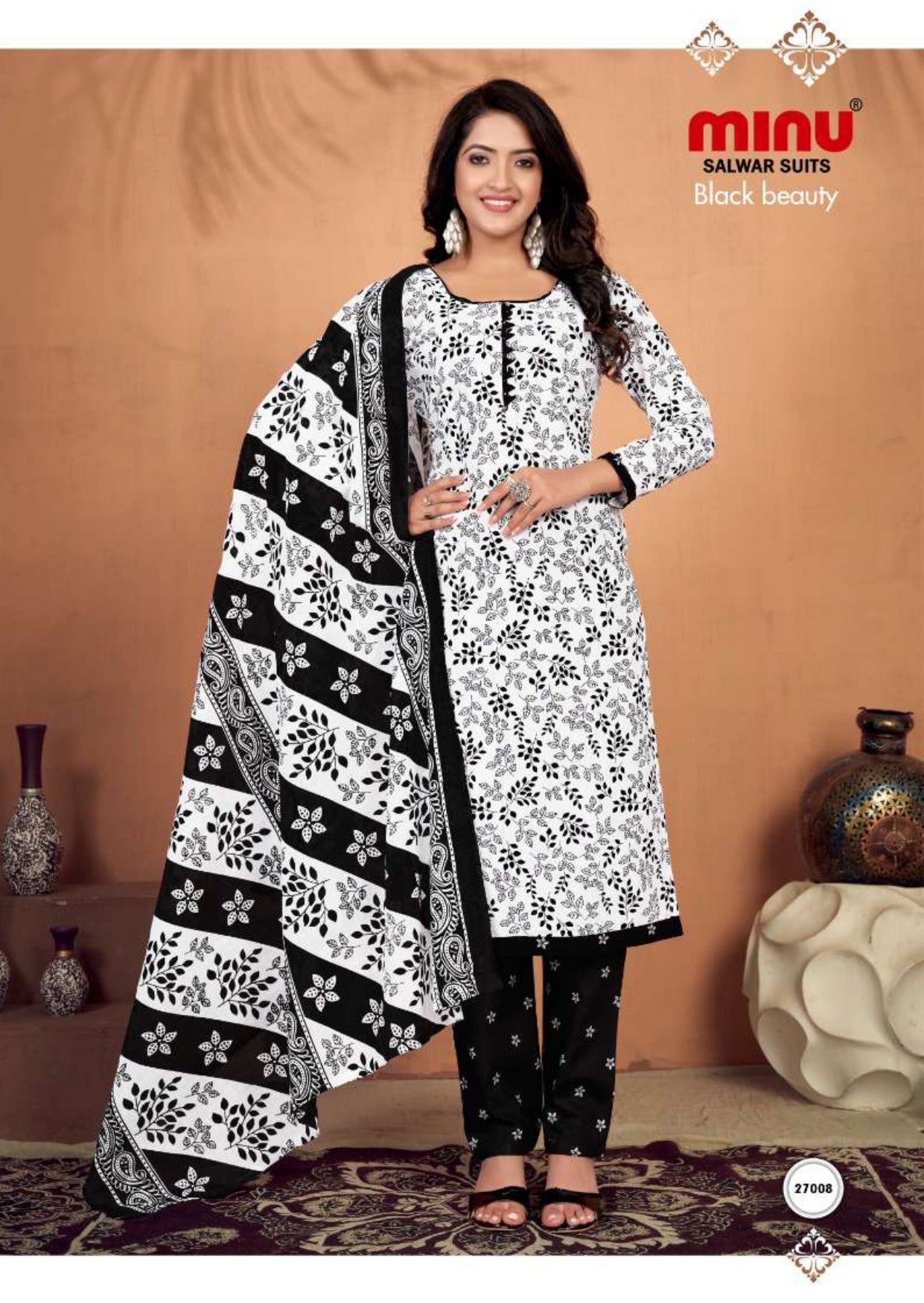 Top-quality printed salwar suit for retail at low prices 