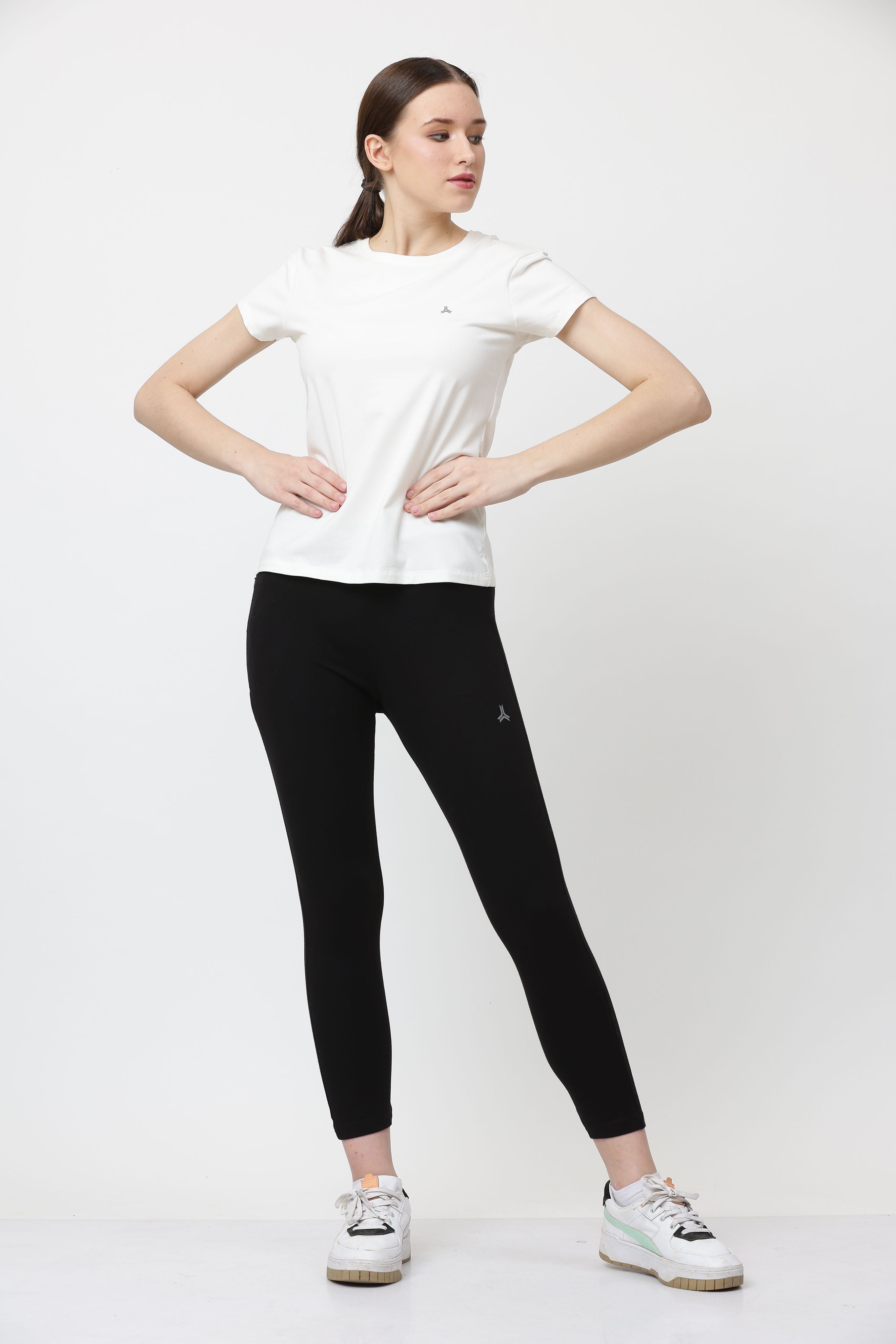Women Crew Neck Solid T Shirt Style No-3025(6P)