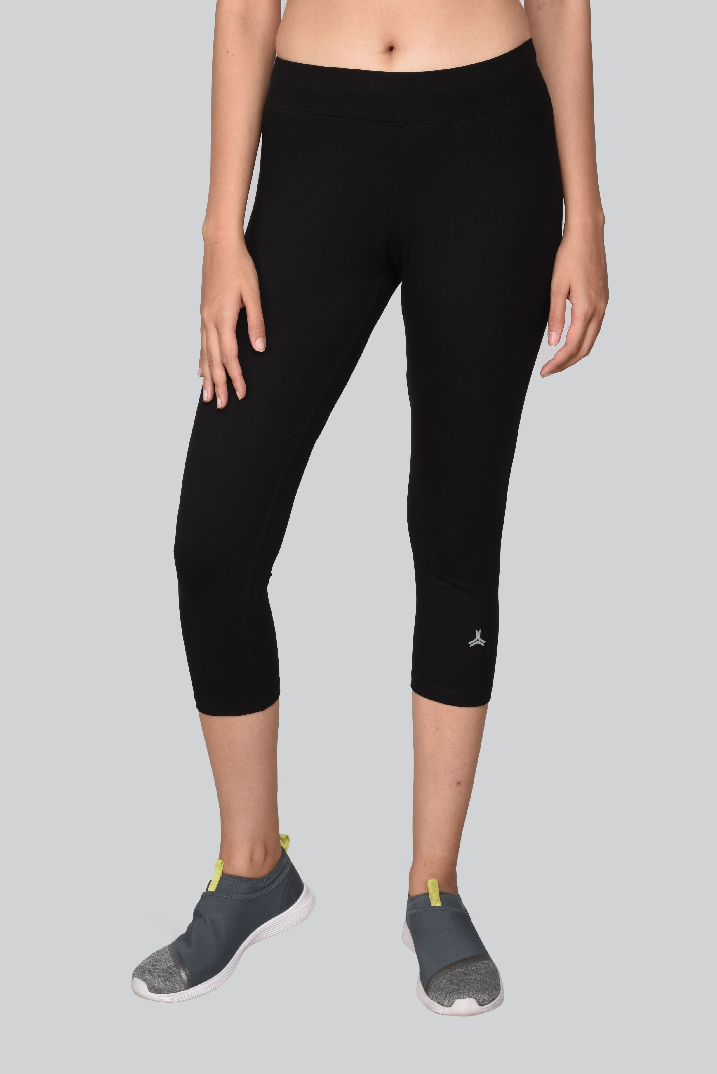 Sports Capris_IL 3375(3P)