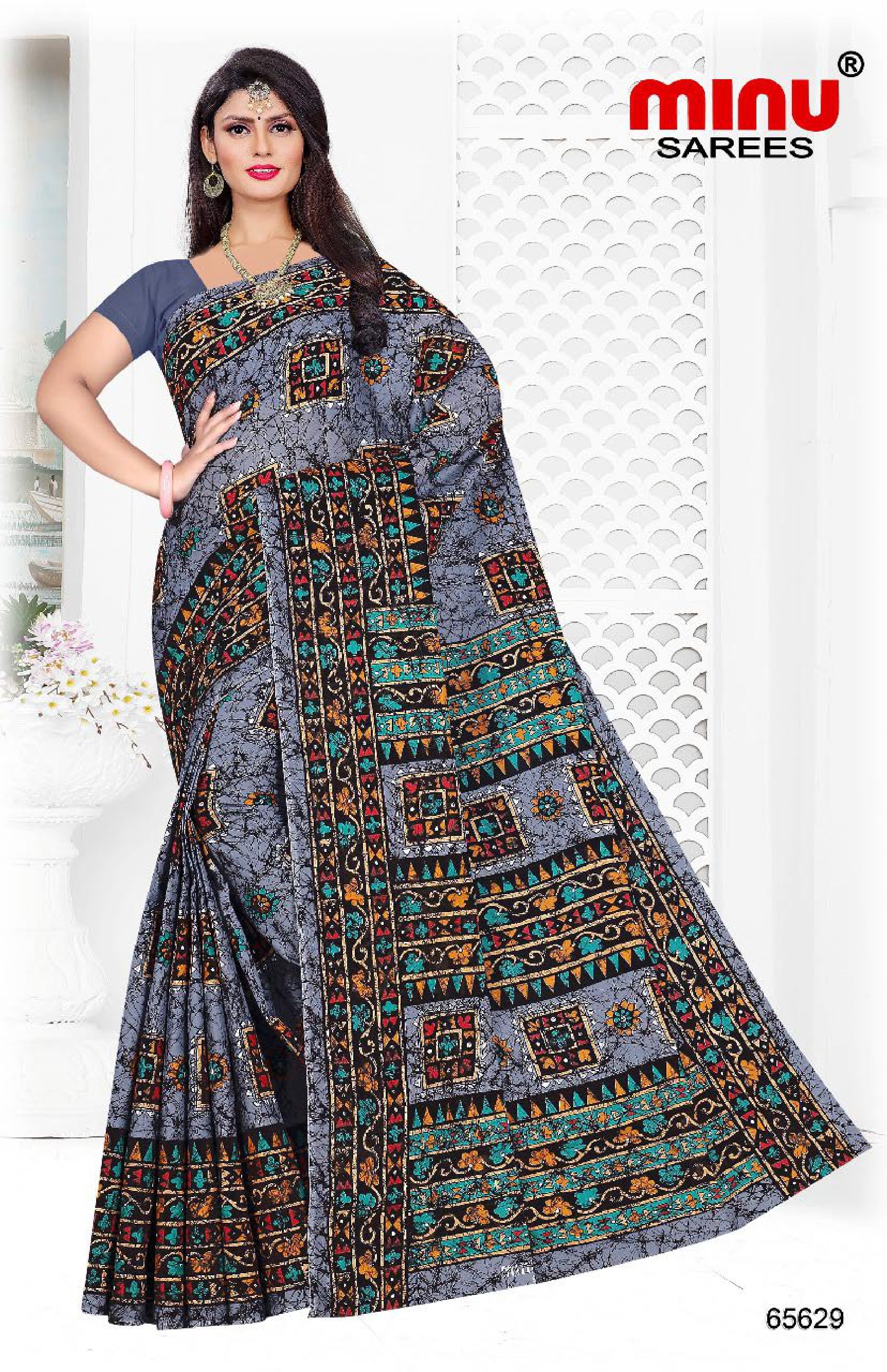 online image of bold and classy cotton saree  