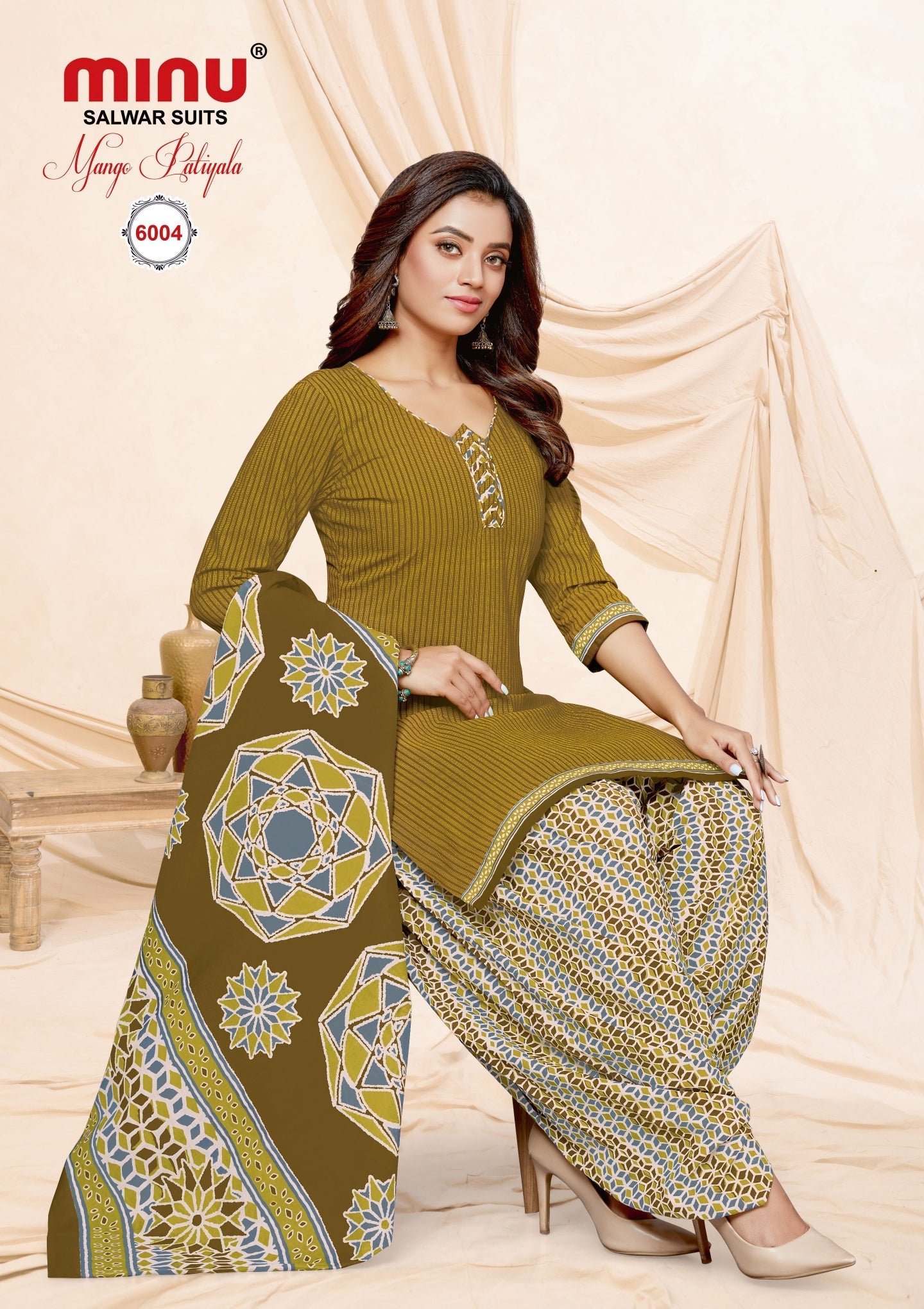 printed salwar suit to retail online 