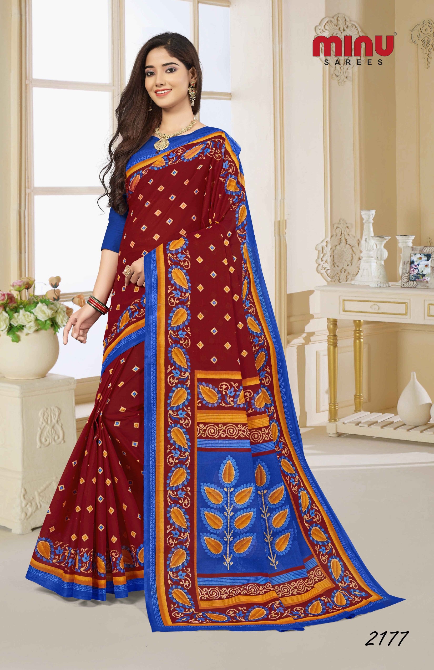 woman in top-quality of printed saree online