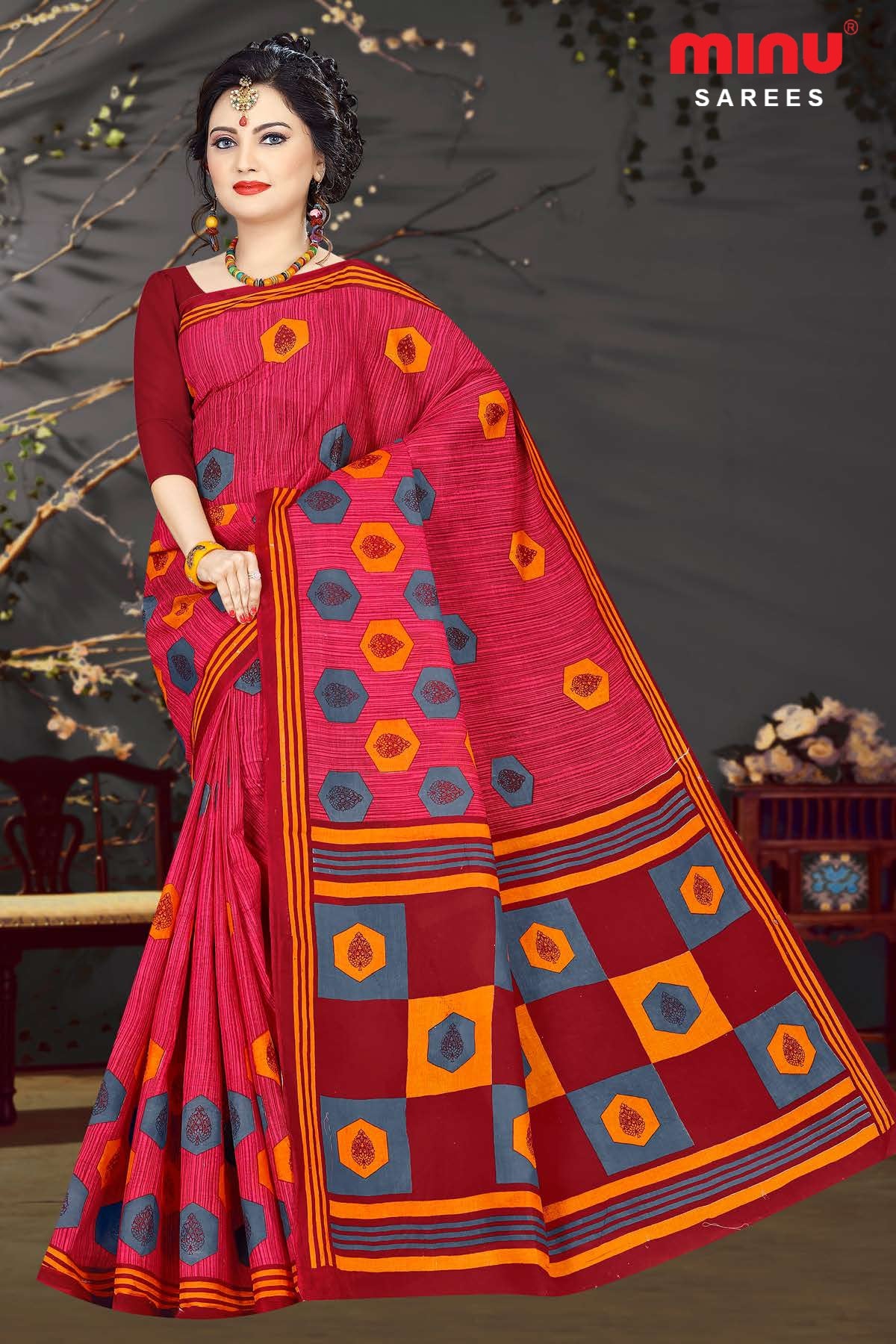 latest collection of women wearing red printed saree